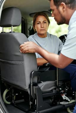 Car Swivel Seat (With Assistance) thumbnail 2